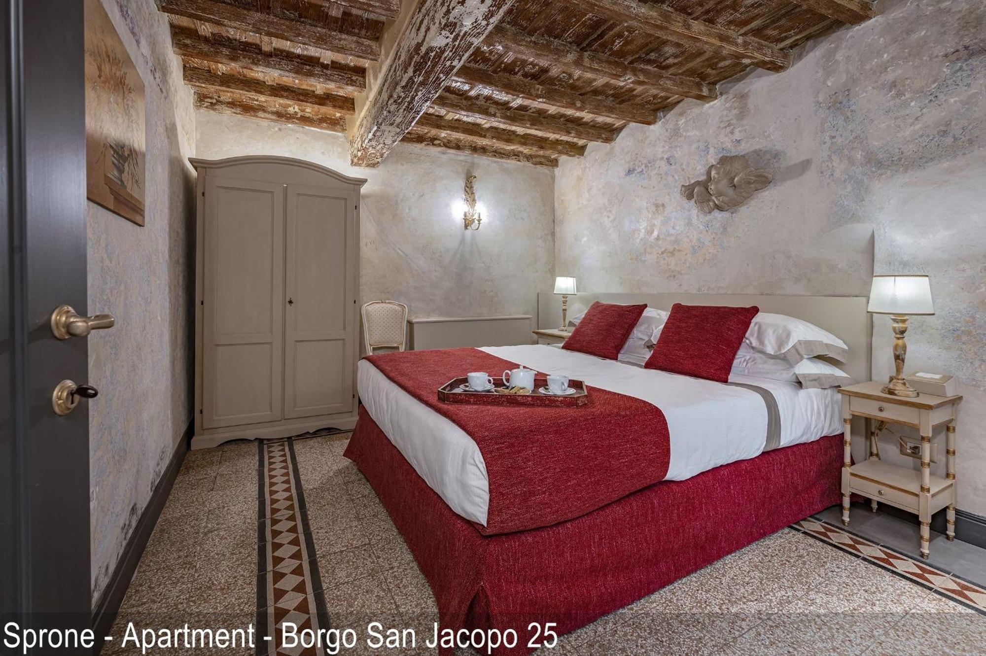 Soggiorni D'Arte Apartments By Mamo フィレンツェ 部屋 写真